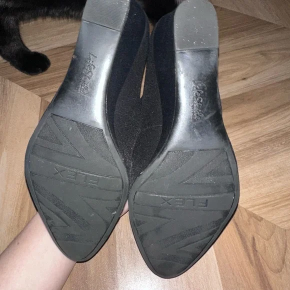 Life Stride Women's Black Wedges with Strap - Picture 3 of 5